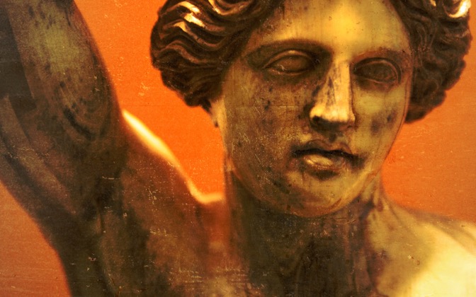 High-resolution desktop wallpaper Greek Statue by Benoit Vanneuville- BeWa