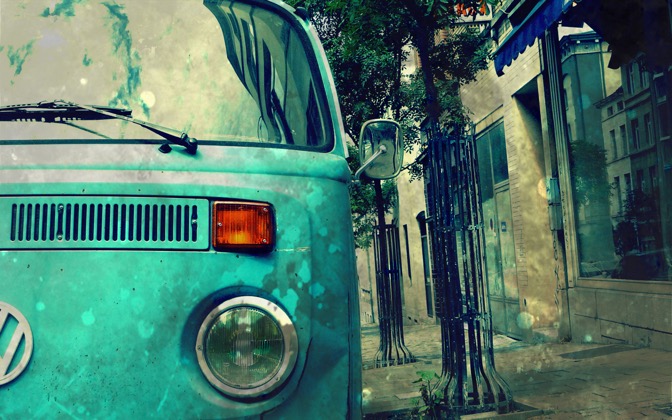 High-resolution desktop wallpaper Old Dusty VW Right From The 70's by Siebe