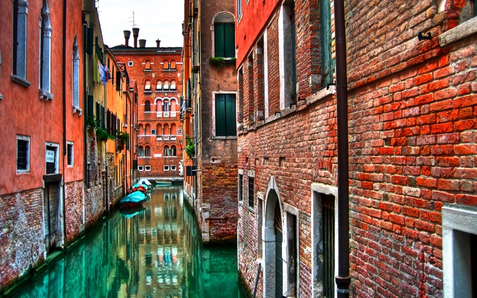 High-resolution desktop wallpaper Venetian Roads by xander562