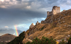 High-resolution desktop wallpaper Rainbow and the Castle by Giovanni Di Gregorio