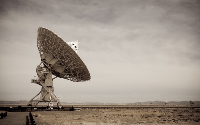 High-resolution desktop wallpaper Very Large Array by Philippe Clairo