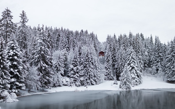 High-resolution desktop wallpaper Small Lake in Switzerland by cosmic1255