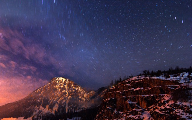 High-resolution desktop wallpaper Milky Way Circular Star Trails by Jonathan Besler
