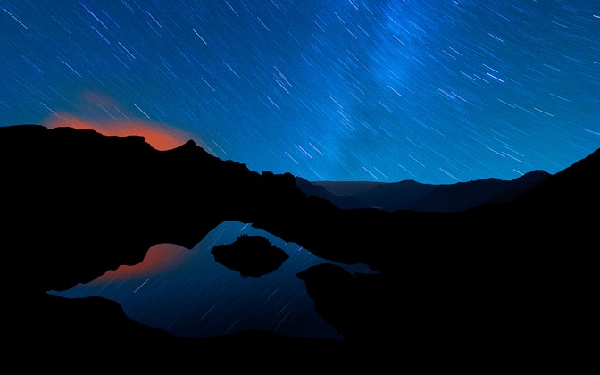 High-resolution desktop wallpaper Amazing Mirror Milky Way by Jonathan Besler