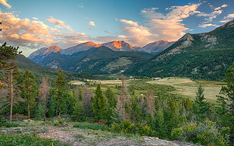 High-resolution desktop wallpaper Rocky Mountain Sunrise by jbkalla