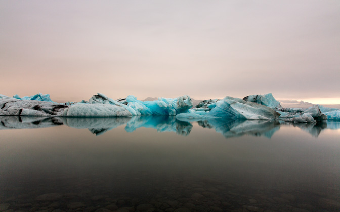 High-resolution desktop wallpaper Glacier Lagoon by Maikel Claassen