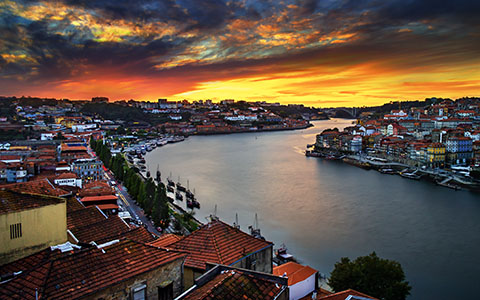 High-resolution desktop wallpaper Enchanting Porto by Mohsen Kamalzadeh